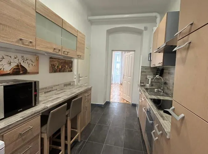 Dom Apartment